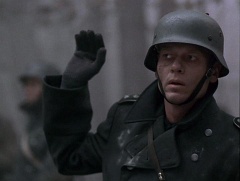 When_Trumpets_Fade_foto_13