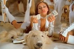 Money pieni�dze zmiana w�a�ciciela NAPISY.info Cinematix.TV